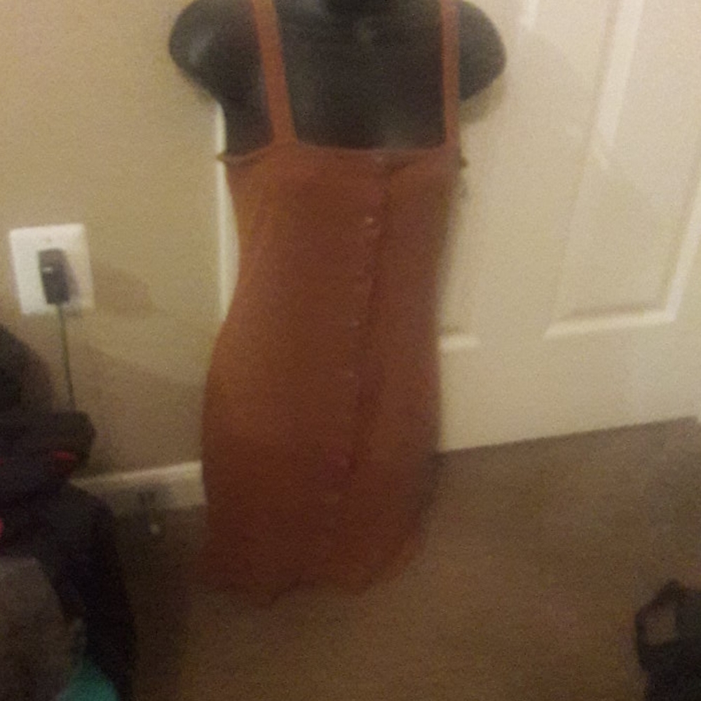 Great condition form fitting dress.